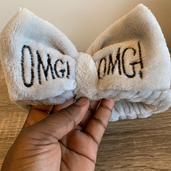 OMG plush spa headband ! - Picture 3 of 4